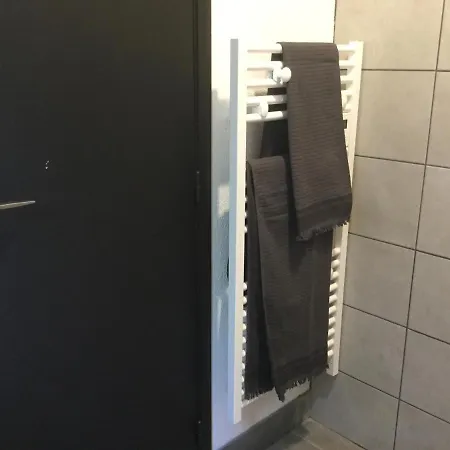 木屋 Le Du Gour De Tazenat *