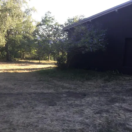 Le Du Gour De Tazenat 木屋