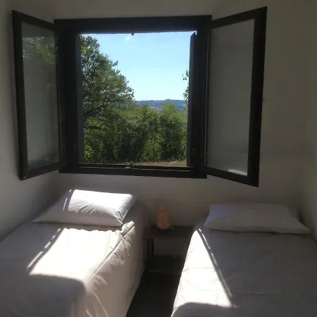 Le Du Gour De Tazenat 木屋 Charbonnières-les-Vieilles